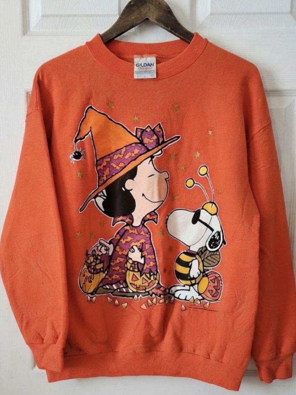 Gildan Orange Peanuts Halloween Crewneck Graphic Sweatshirt